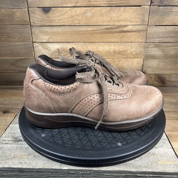 SAS Walk Easy Brown Nubuck Leather Comfort Shoes Women's Size 7 Wide NO INSOLES - Picture 1 of 10